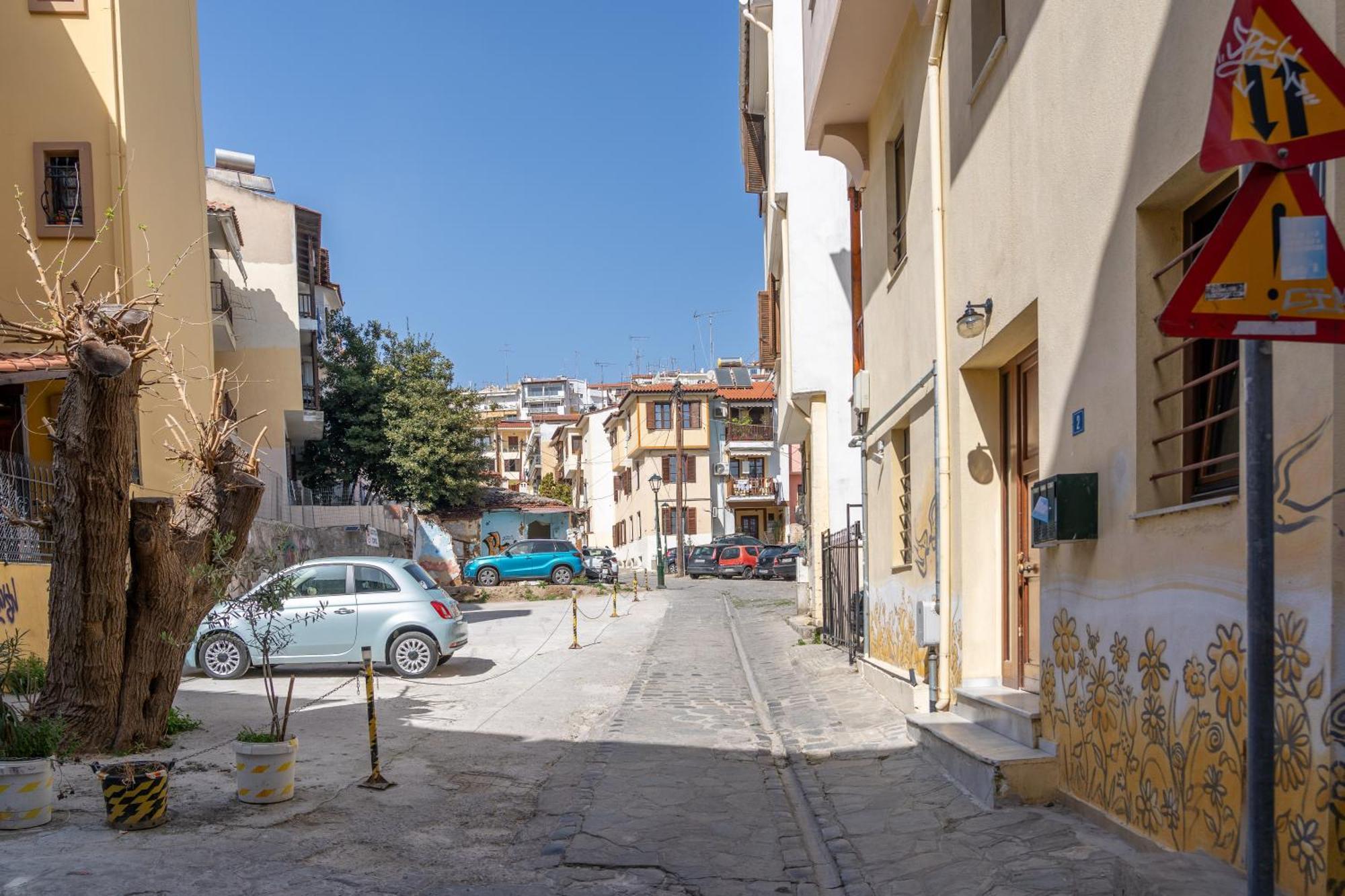 Thess Old Town With Free Private Parking Leilighet Thessaloníki Eksteriør bilde